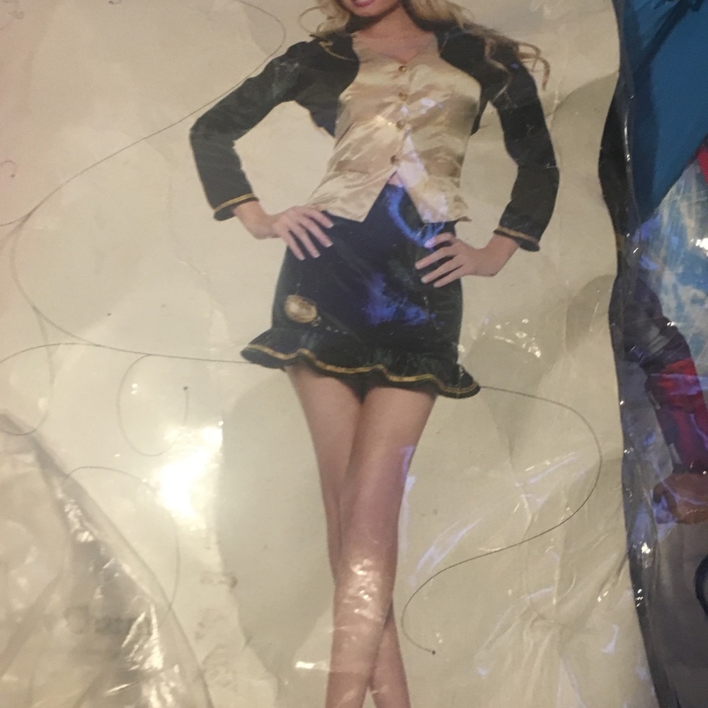 Costume